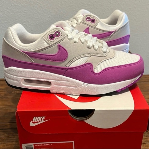 WMNS NIKE 💅✨ AIR MAX 1 87 NEUTRAL GREY FUCHSIA DREAM SHOES SIZE 6.5 DZ2628-001 - Picture 2 of 6